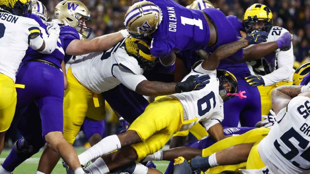 Washington Huskies Football Vs Iowa Hawkeyes Football Match Player Stats Revealed 1 Washington Huskies Football Vs Iowa Hawkeyes Football Match Player Stats