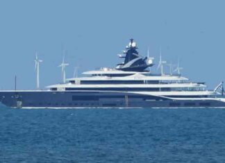 Premier League Club Owner’s £345M Superyacht Spotted in Seaside Town premier-league-club-owners-345m-superyacht-spotted-in-seaside-town