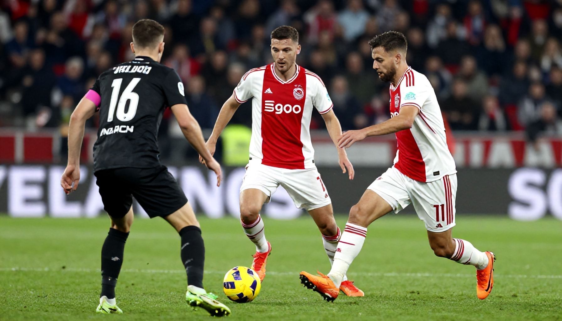 Ajax's Strong Home Record Faces PAOK's Resilient Defence