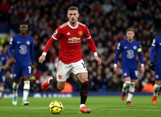 Cole Palmer Scores Twice as Manchester United Beats Chelsea 4-2