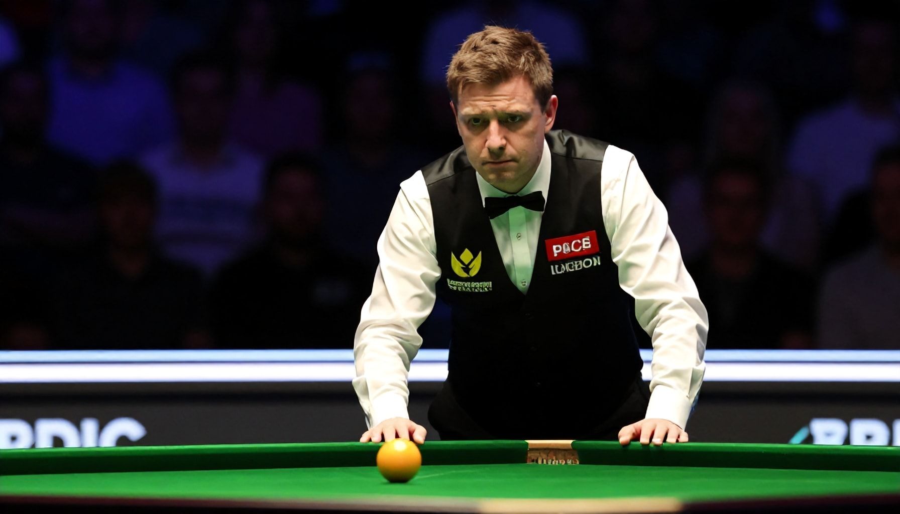 Fallon Sherrock Stuns Michael Smith in PDC Live Darts Showdown