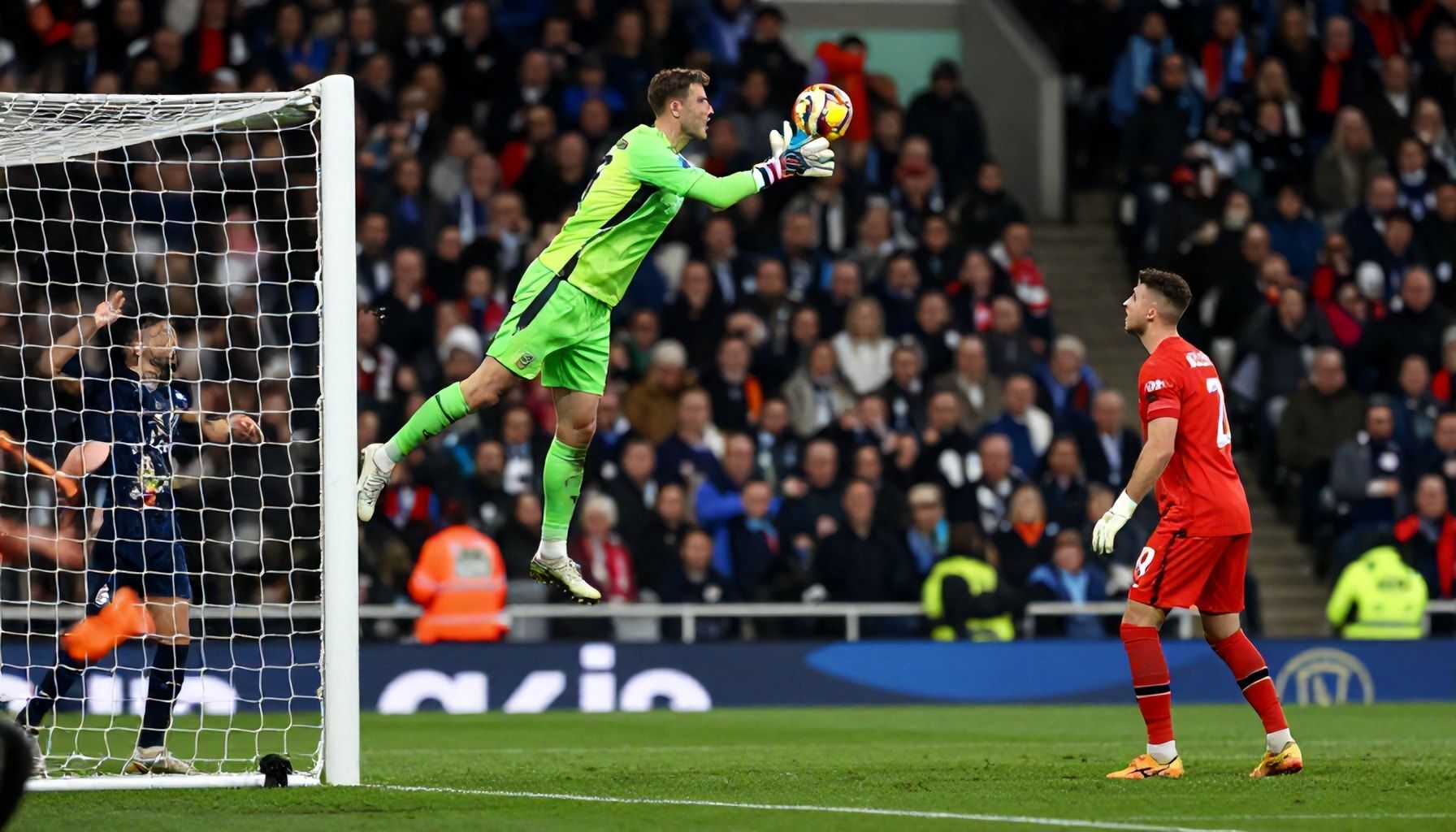 Goalkeepers and Defenders Step Up with Crucial Throw-Ins