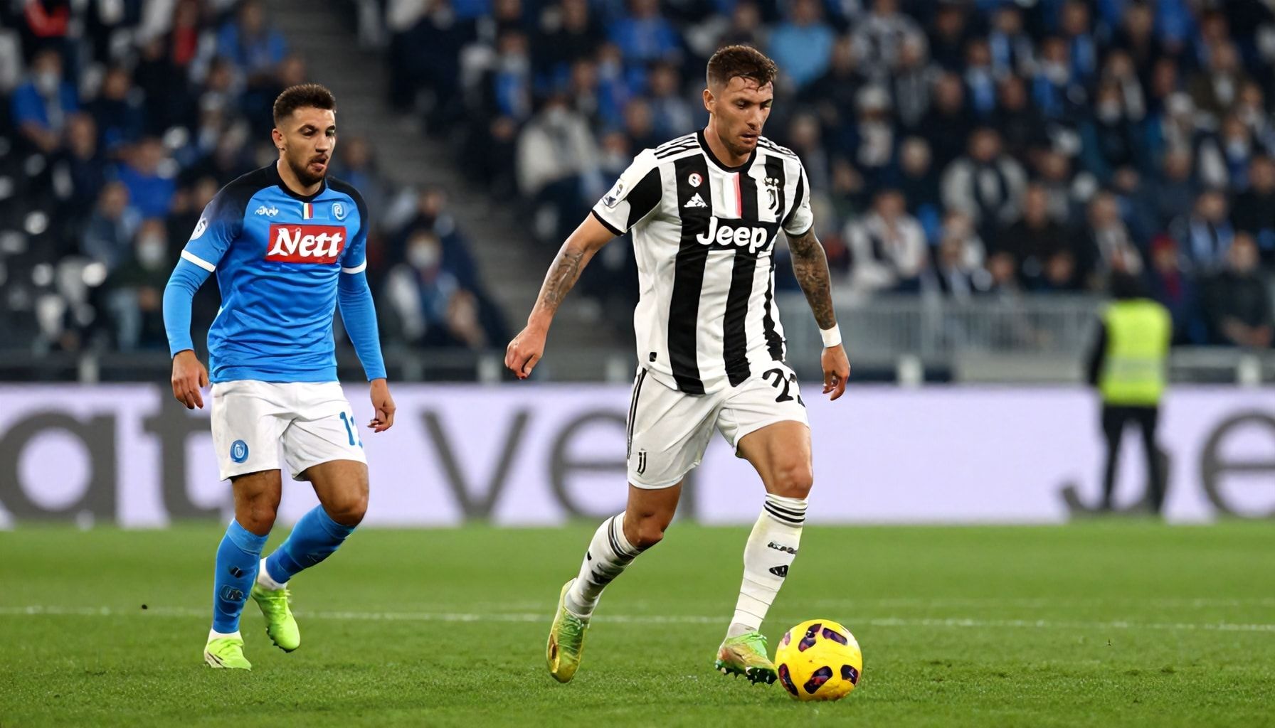 Juventus Secures Narrow Victory Over Napoli in Serie A Clash