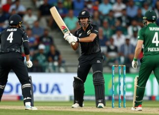 New Zealand Defeats Pakistan by 6 Wickets in First ODI