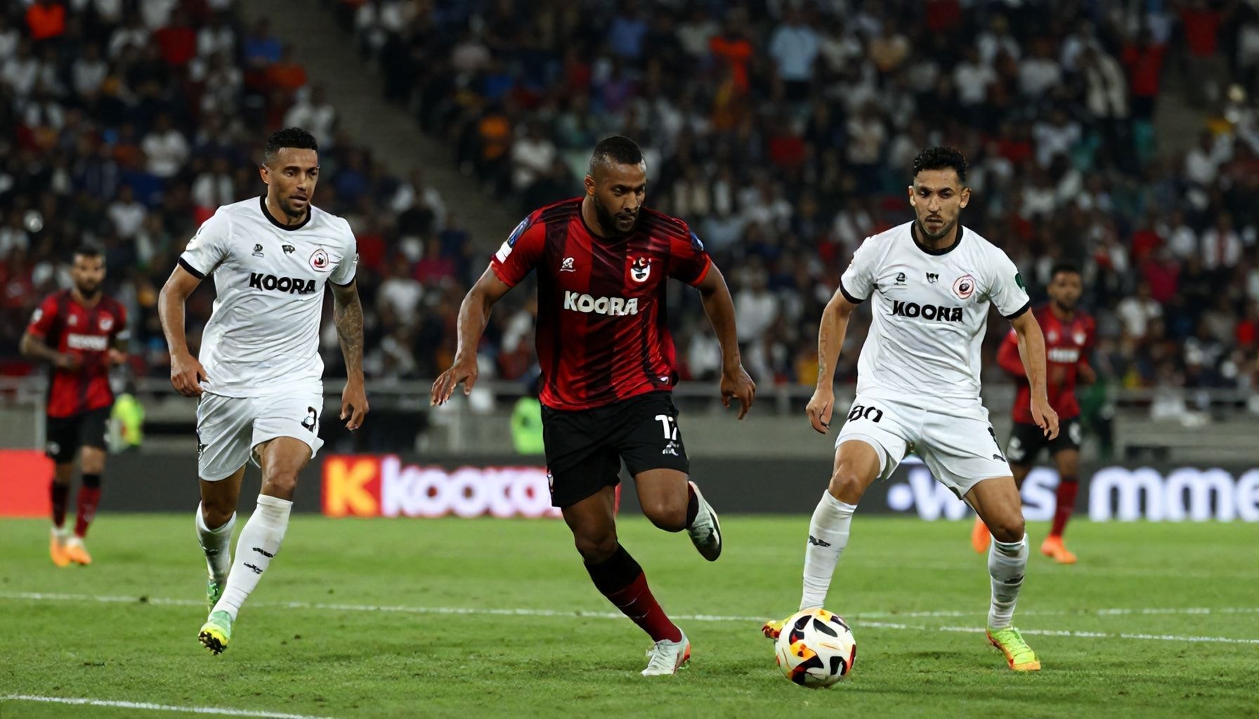 Tonight's Koora Live: Al-Ahly vs. Zamalek Showdown
