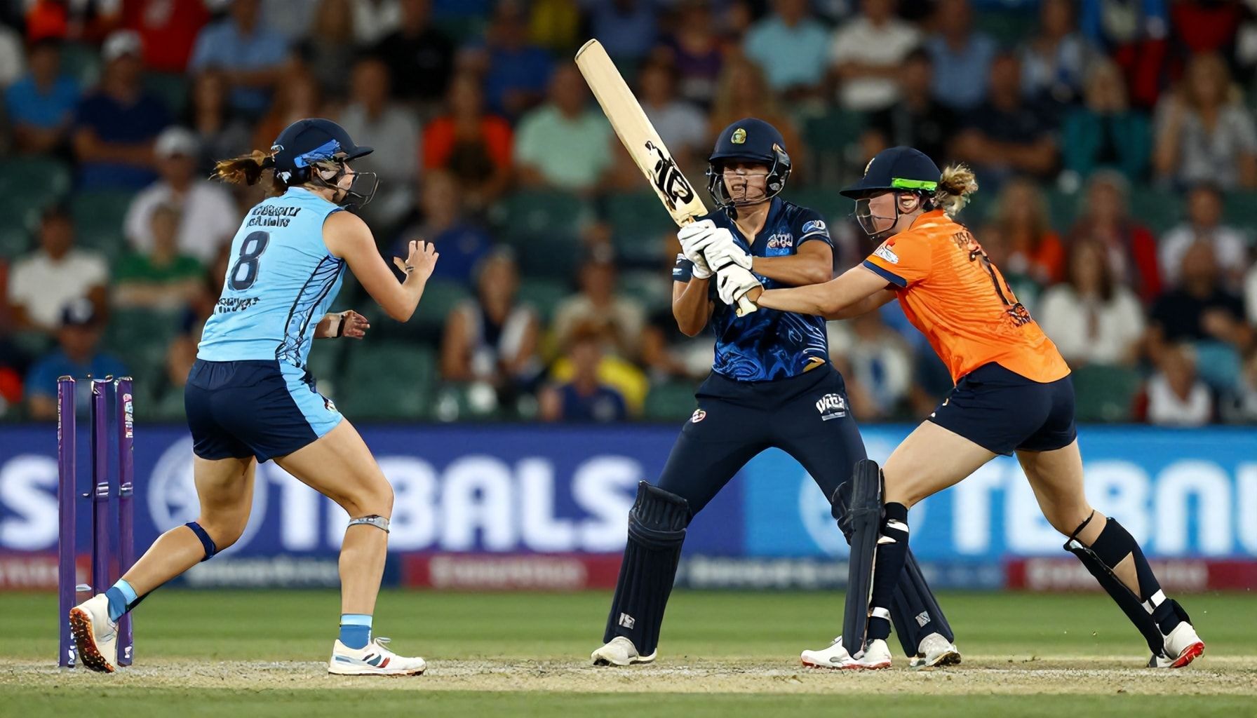 WBBL showdown: Sydney Sixers take on Adelaide Strikers tonight