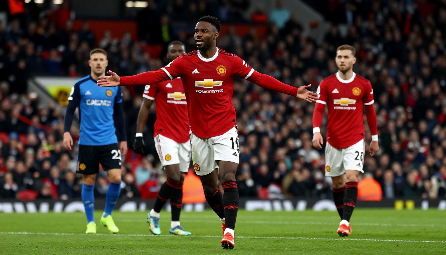 Wolves seek first win at Old Trafford in 40 years