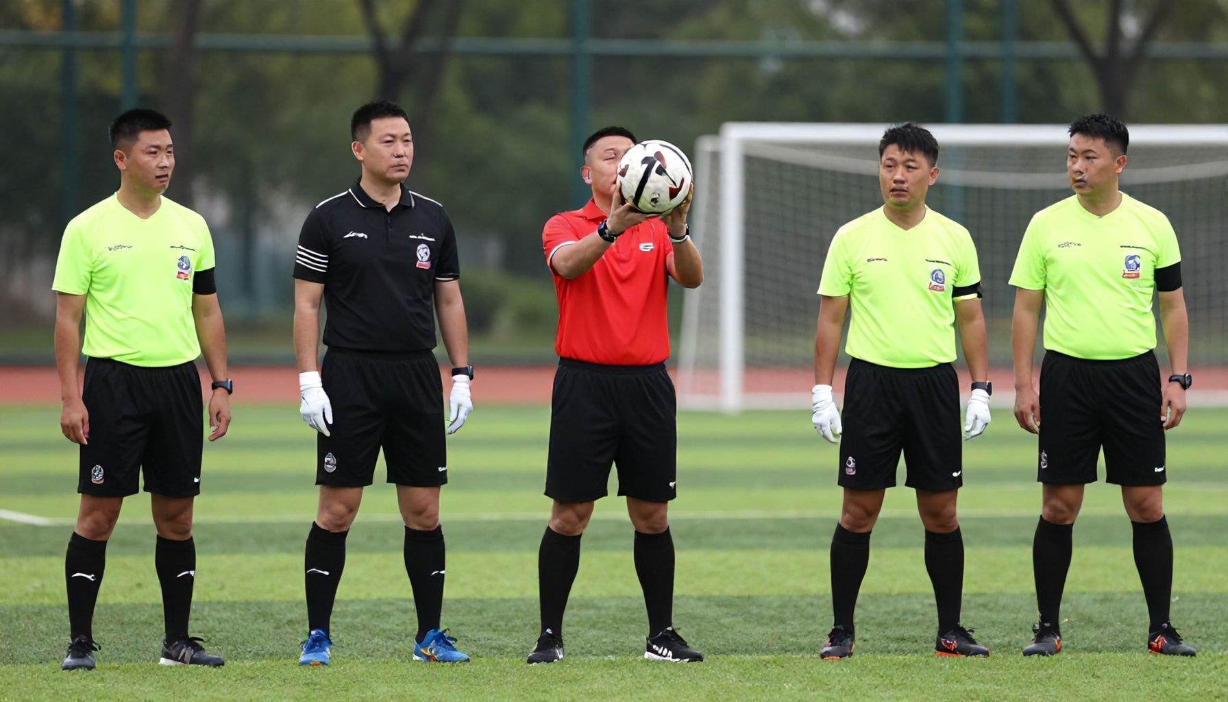 Five-a-side officials implement measures to curb ball-watching habits