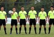 Five-a-side referees tackle ball-watching issue