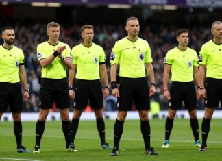 Premier League Referees Face Criticism Over Lack of Constructive Match Reviews
