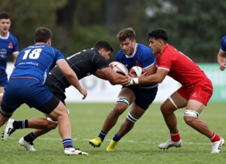 Teams Battle Defensive Alignment in Touch Rugby Finals